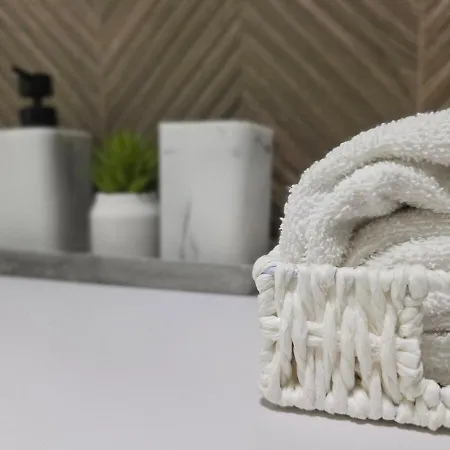 Lägenhet The Lucky Five At Glivia Parking&garden *