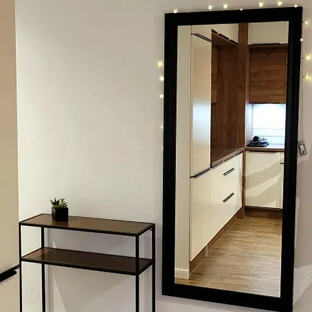 The Lucky Five At Glivia Parking&garden Apartment *