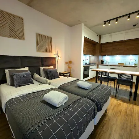 The Lucky Five At Glivia Parking&garden Gliwice